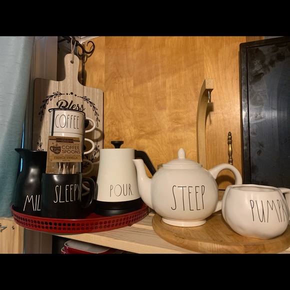 Meet your Posher, Meg - Picture 3 of 12